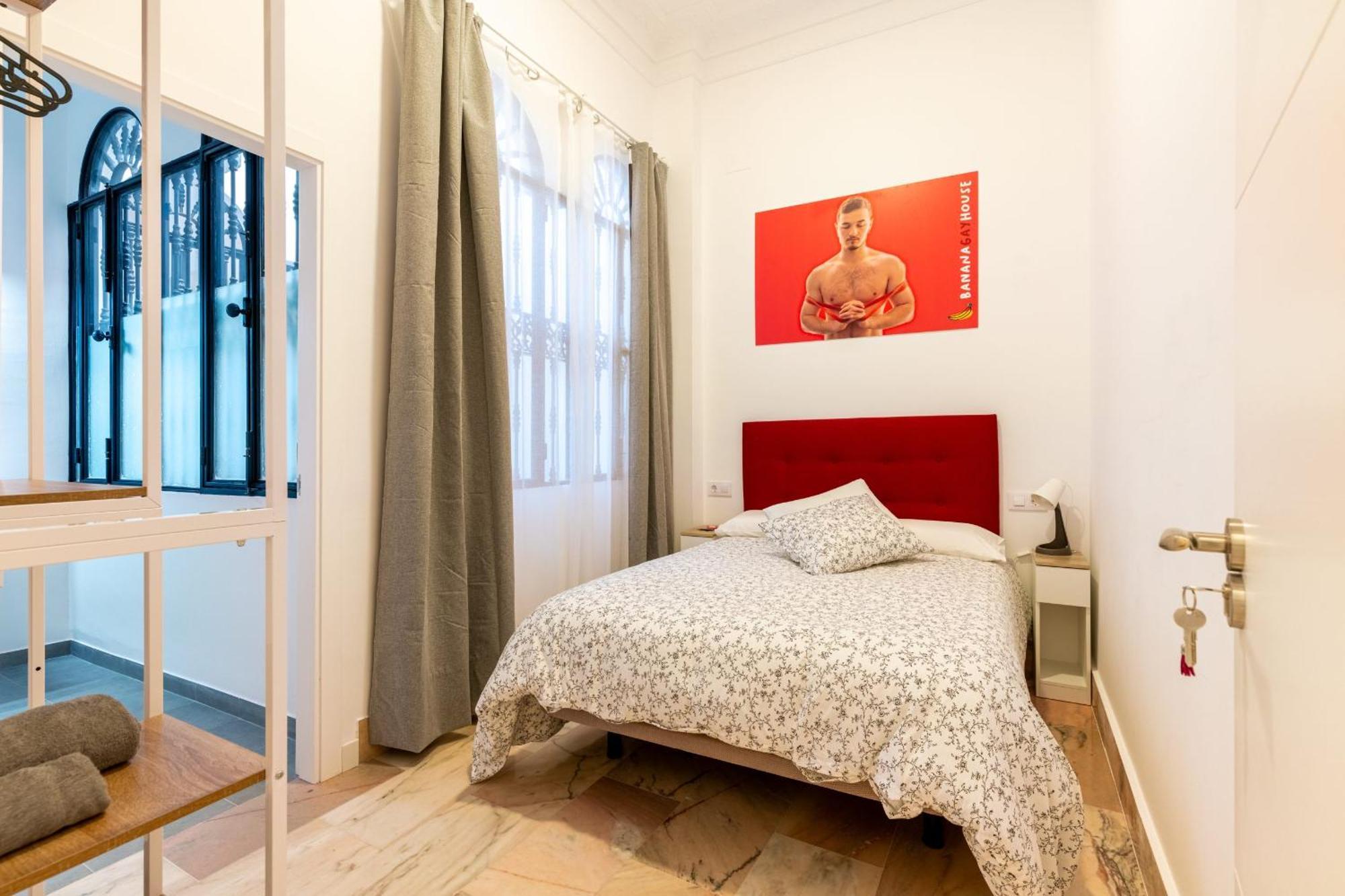 Banana Gay House - Only Men Hotel Sevilla Exterior foto
